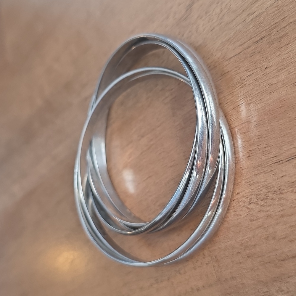 Chunky Silver Tone Metal Bangle Set of 6 Entwined Infinity Bracelets - Picture 6 of 6